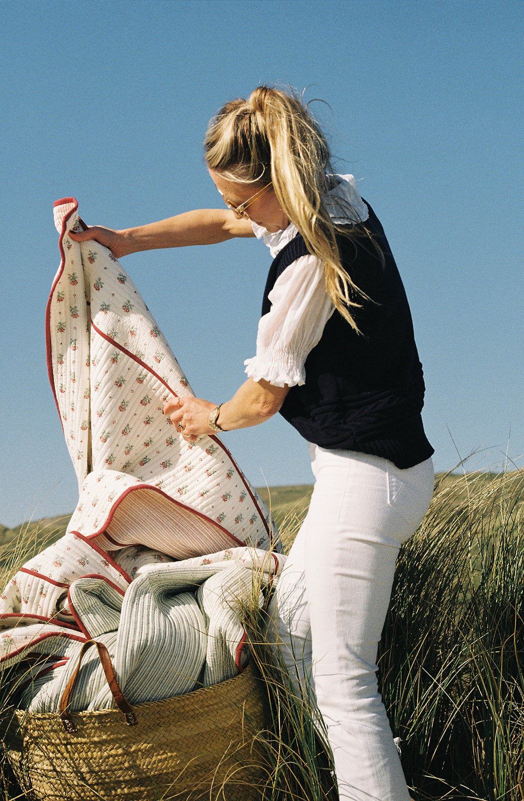 Blume Baby Quilt - Red