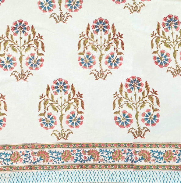 Fanfair Tablecloth In Pink