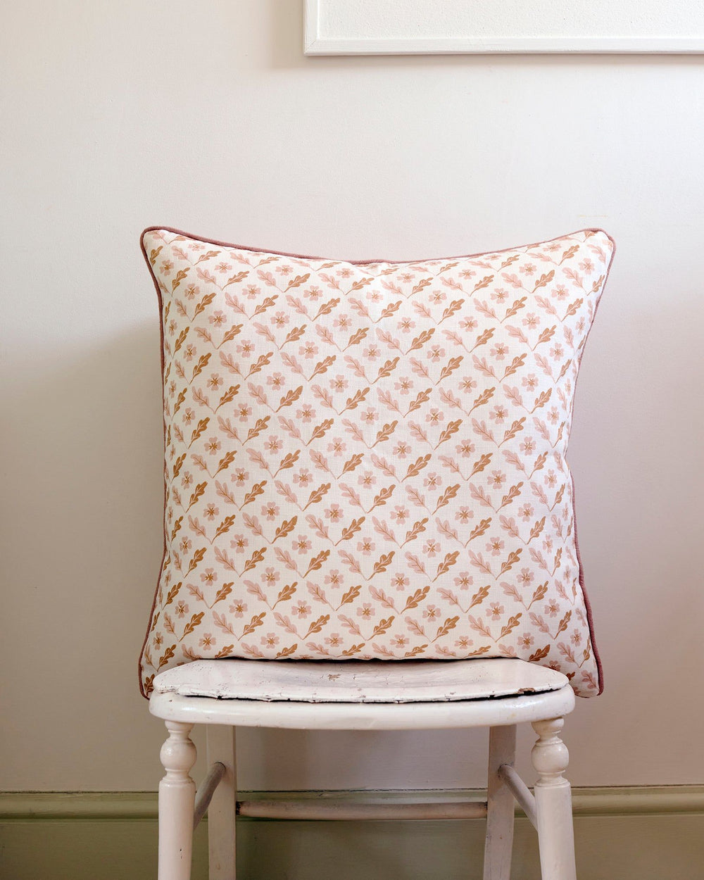 Oxalis Oak Linen Cushion - Toffee