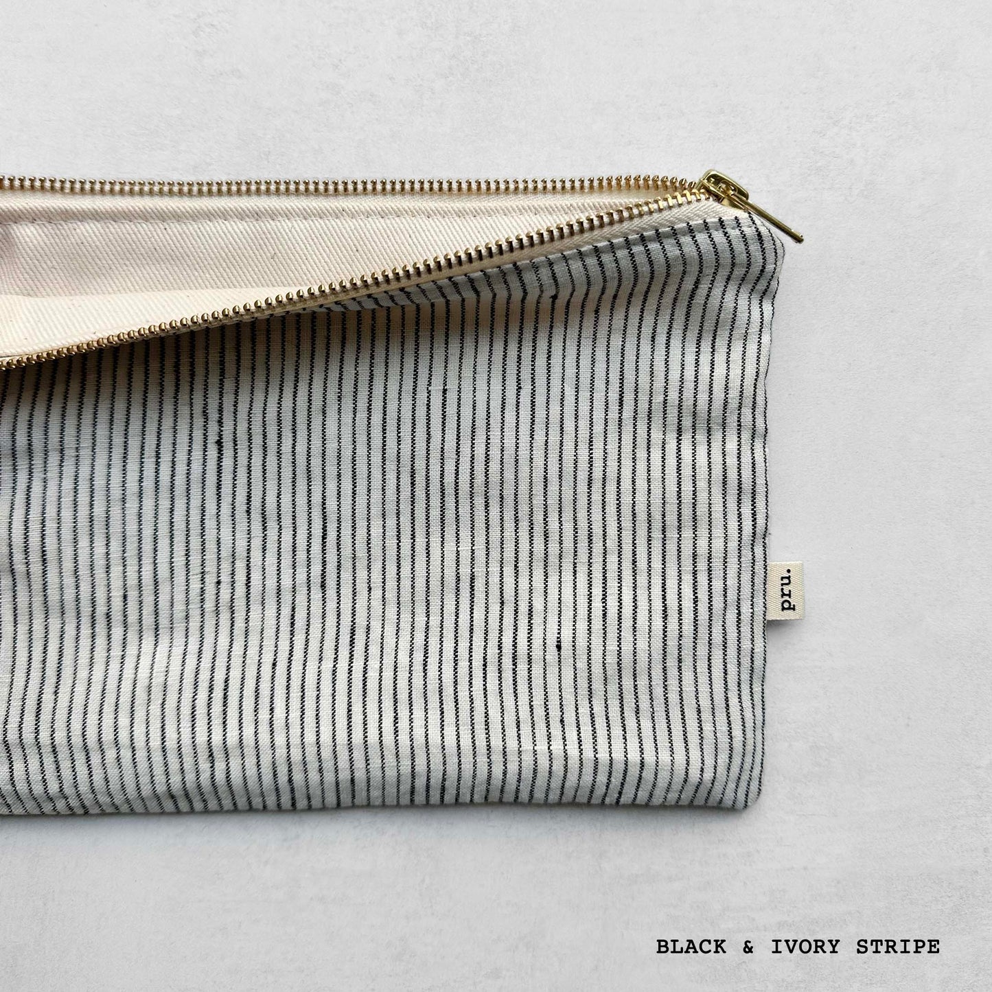 The Linen Pouch Bag - Flat