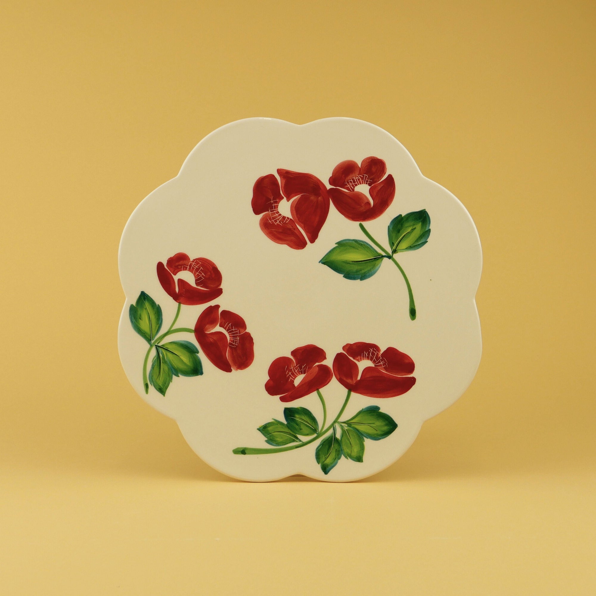 Scarlet Scalloped Dinner Plate