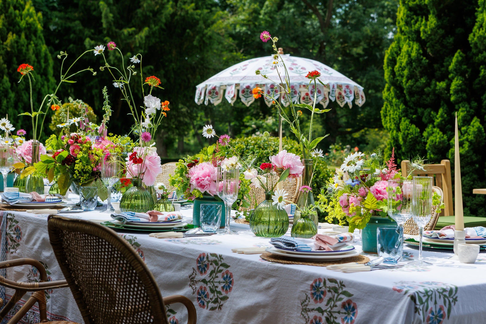 Fanfair Tablecloth In Pink