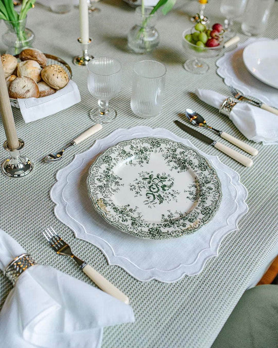 Grata Placemat, White on White