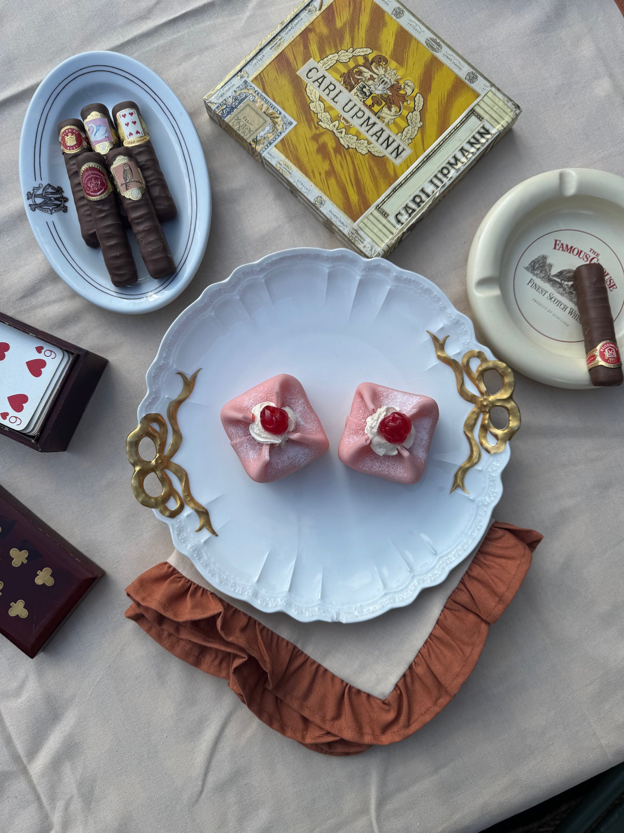 Set of 2 Ruffled Margaux Napkins