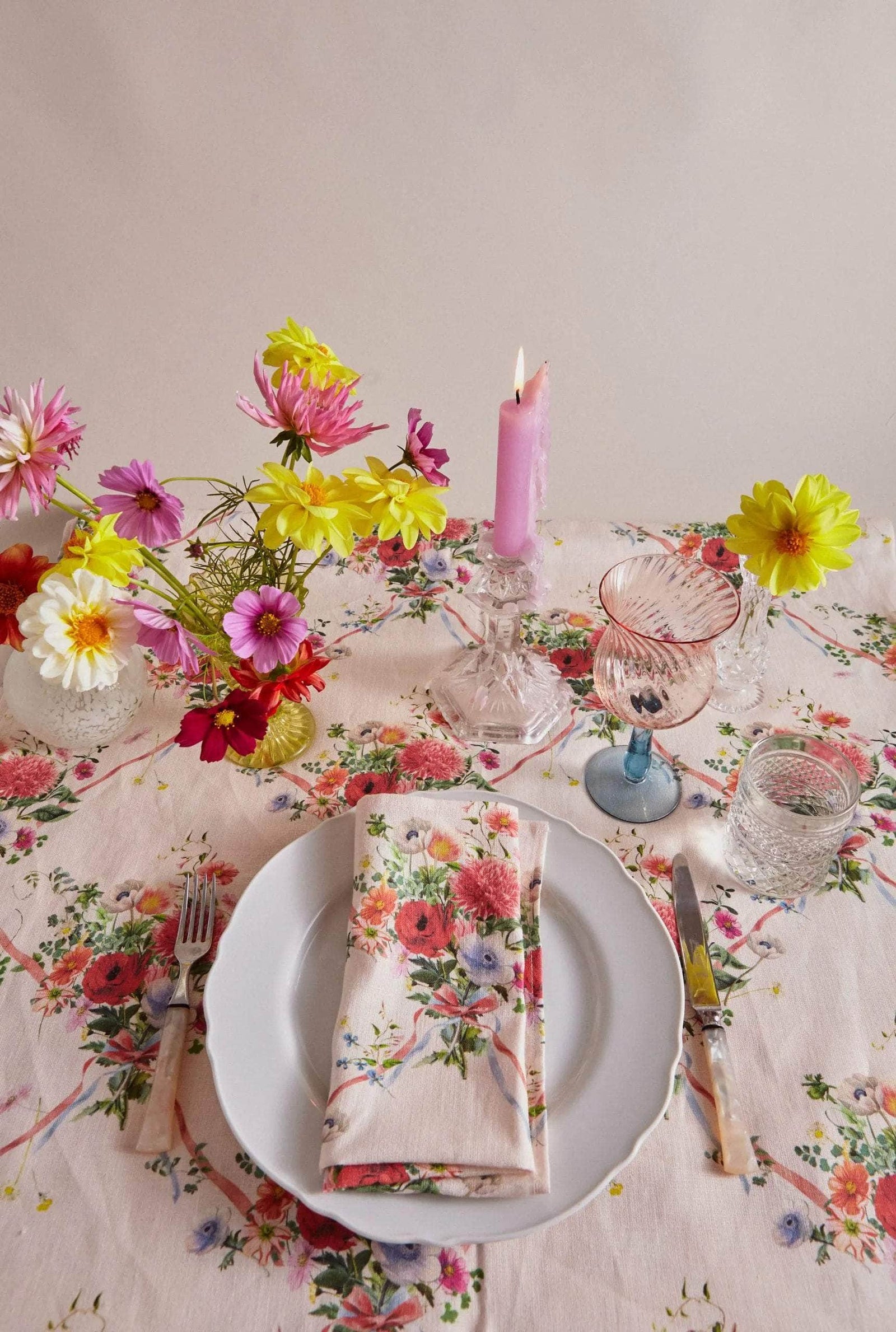 Garden Bouquet Linen Tablecloth