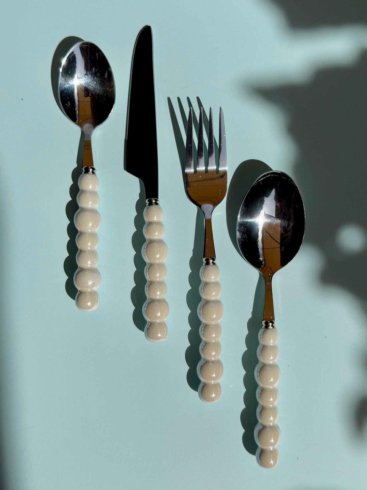 Perlita Cutlery Set - White