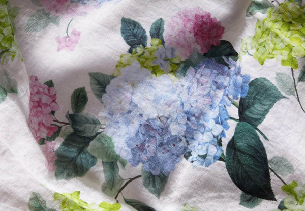 Hydrangea Linen Tablecloth