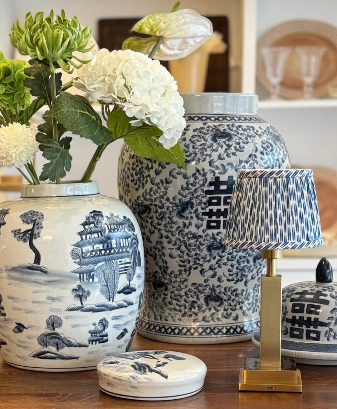 Athena Slim Rechargeable Table Lamp (Blue Ikat)