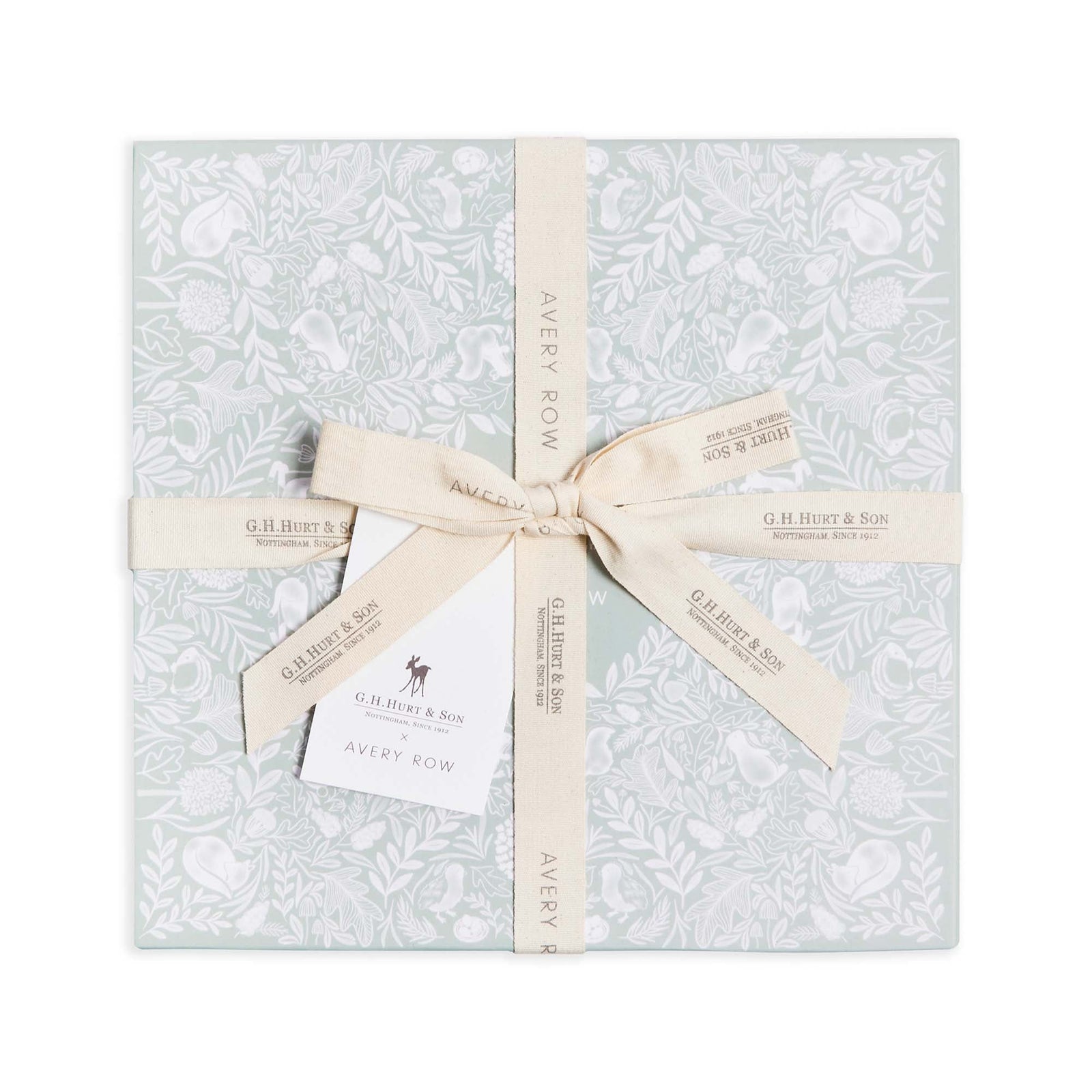 G.H.Hurt & Son X Avery Row Cashmere Shawl Gift Set