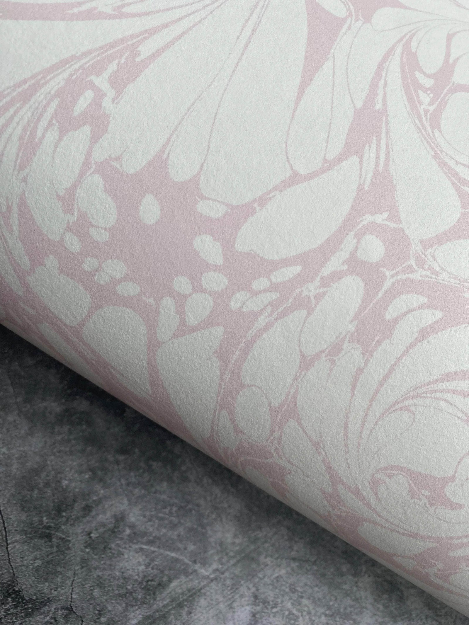 Marbled Wallpaper - 'Flourish' Col: Candytuft - Eco Non-Woven