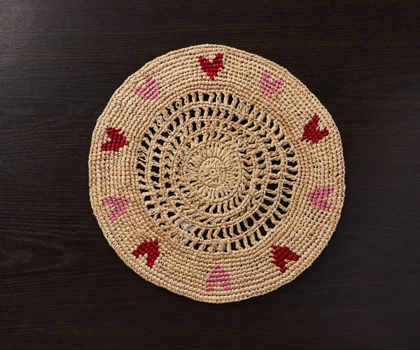 Handwoven Heart Raffia Placemat – Artisan Table Décor with Red & Pink Hearts