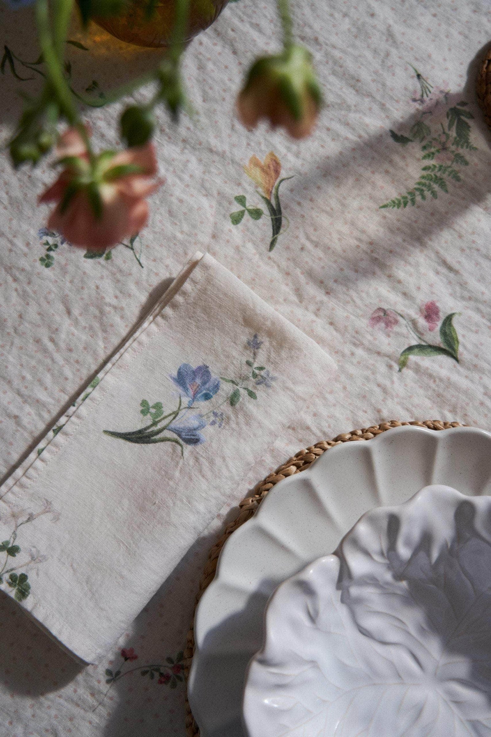 Signs of Spring Linen Napkin