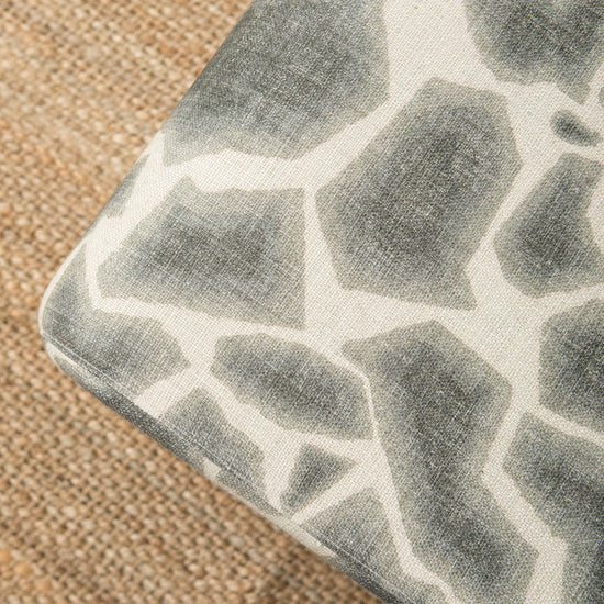 Luanco Calobra Grey Bench