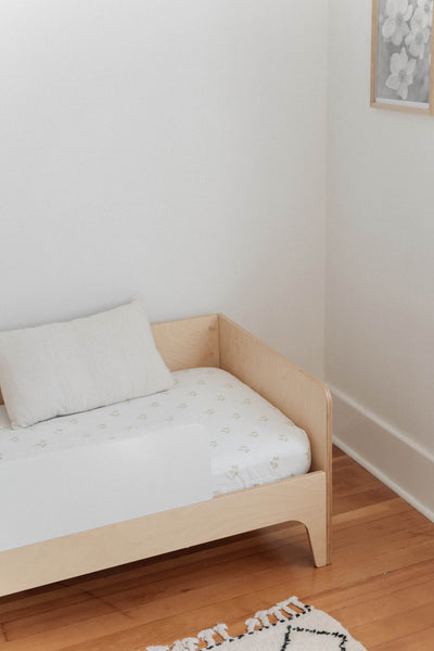 Soft Crib Sheet – Pear