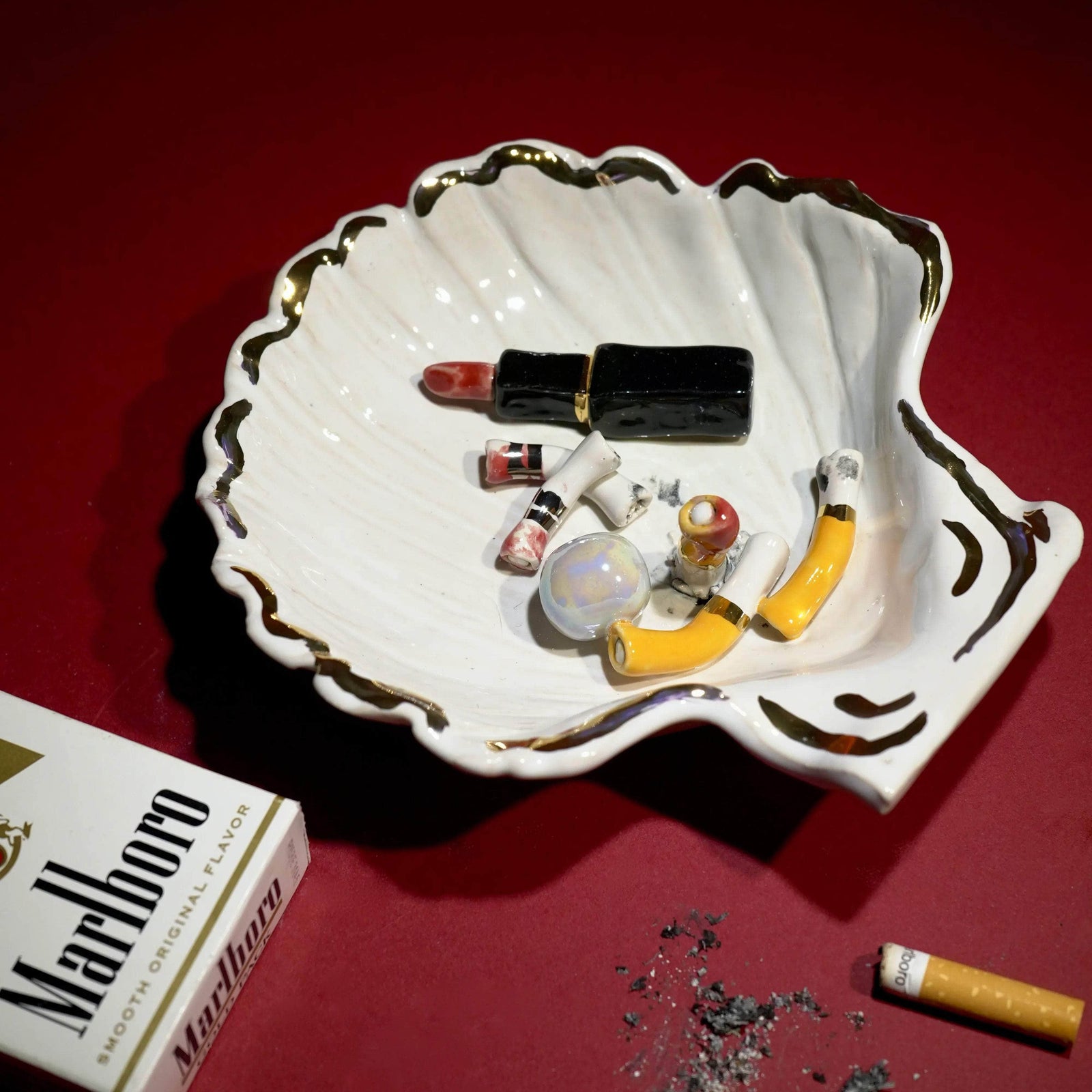 Menthol & Lipstick Ashtray