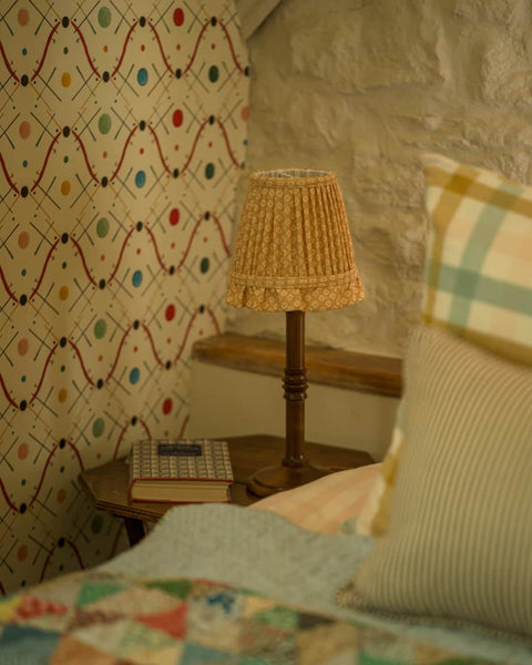 Florina in Buttercup Lampshade