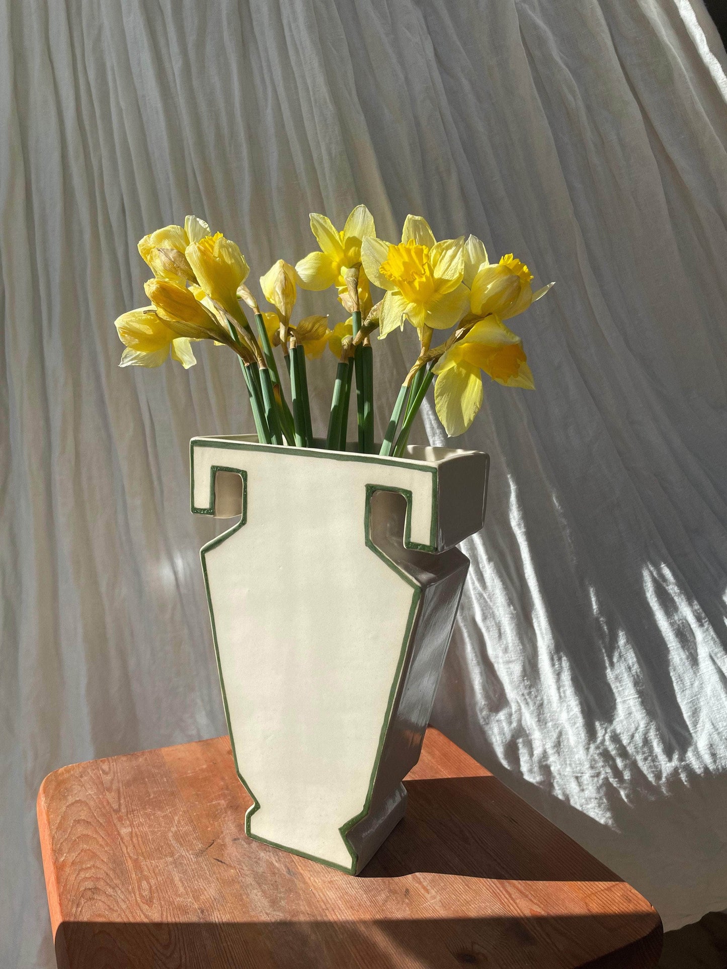 Mini Aries Vase