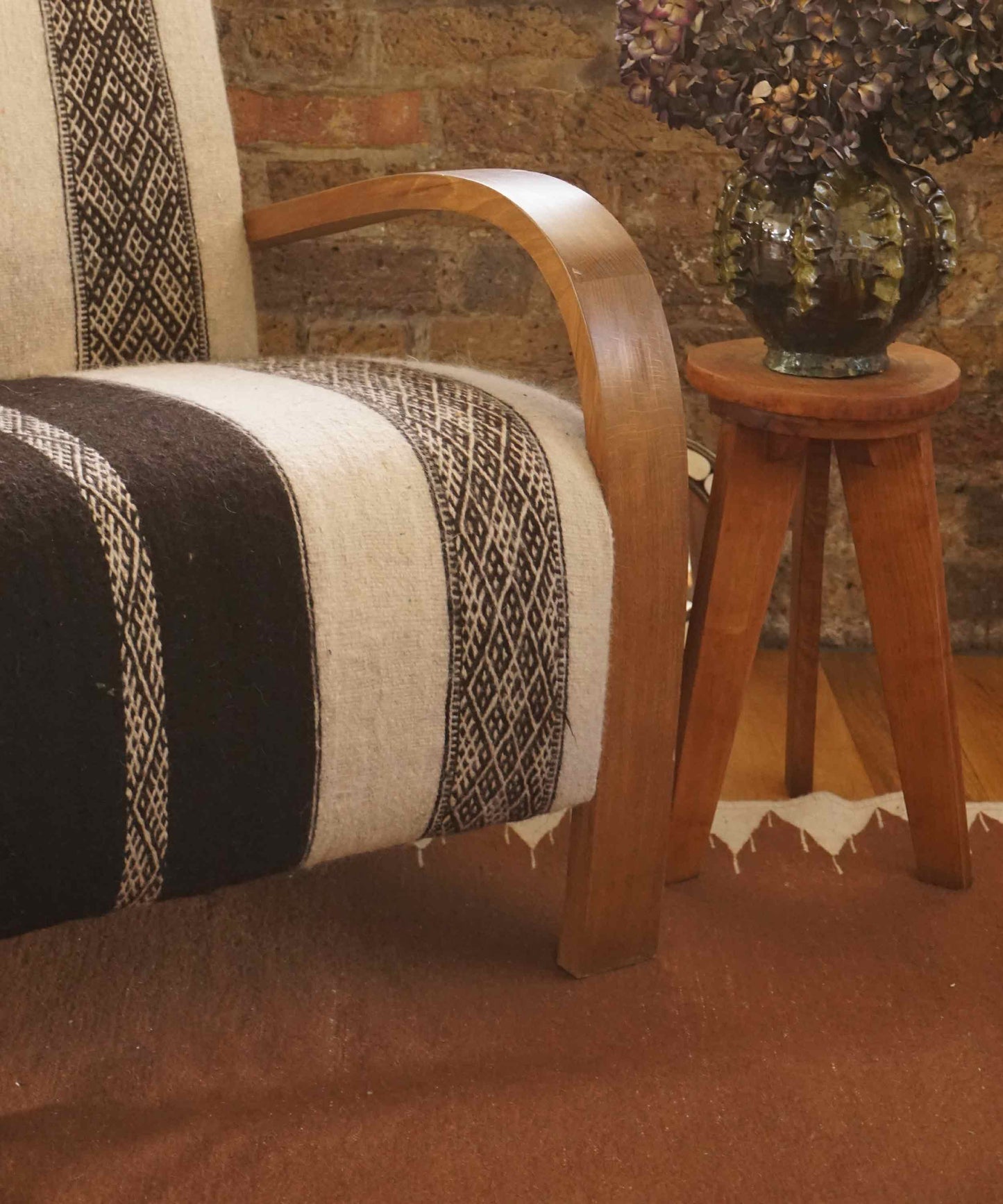 ULTMA-M Rug 320/ 210 cm