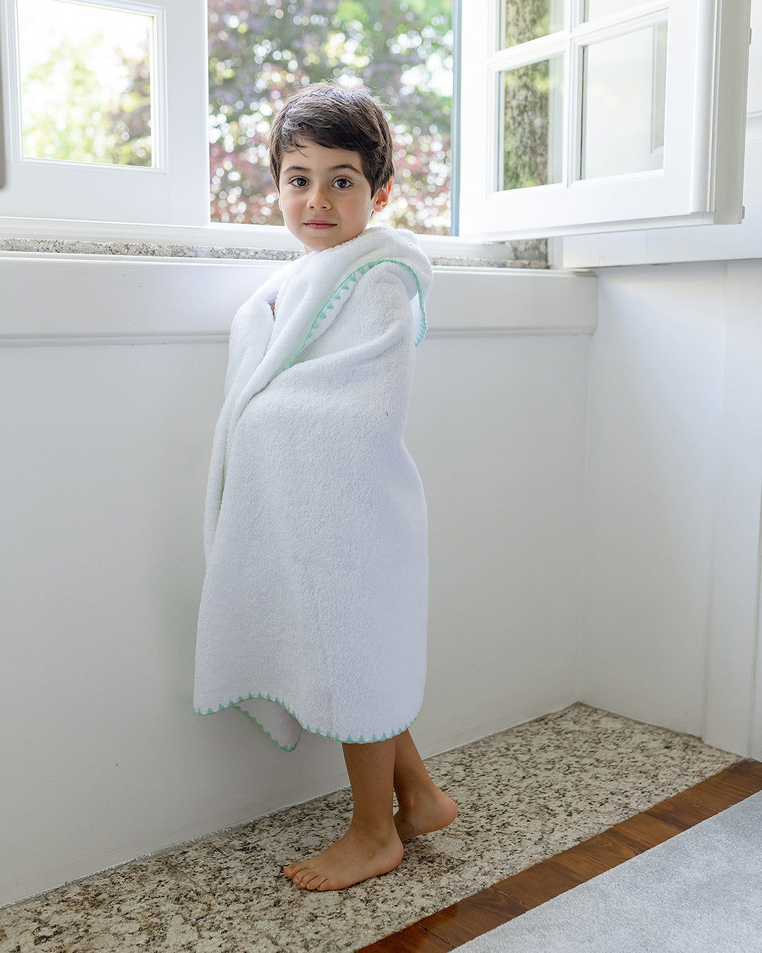 Shell Stitch Bath Towel White with Mint Green