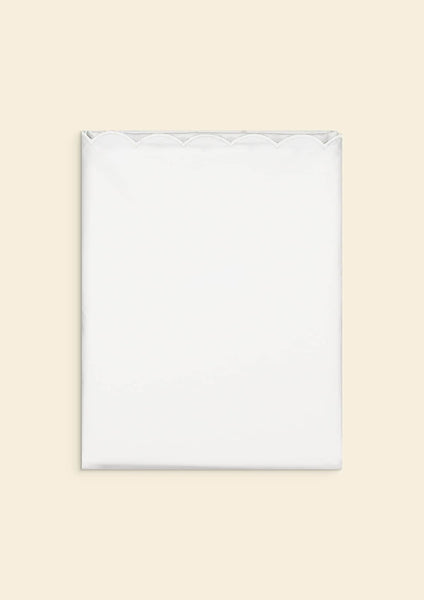 The Scalloped Duvet Cover in White Cotton Percale