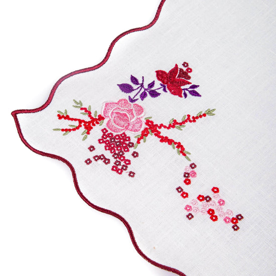 Roseraie et Baies Embroidered Napkin