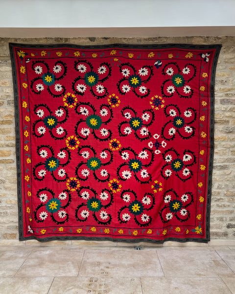Extra Large Suzani 025