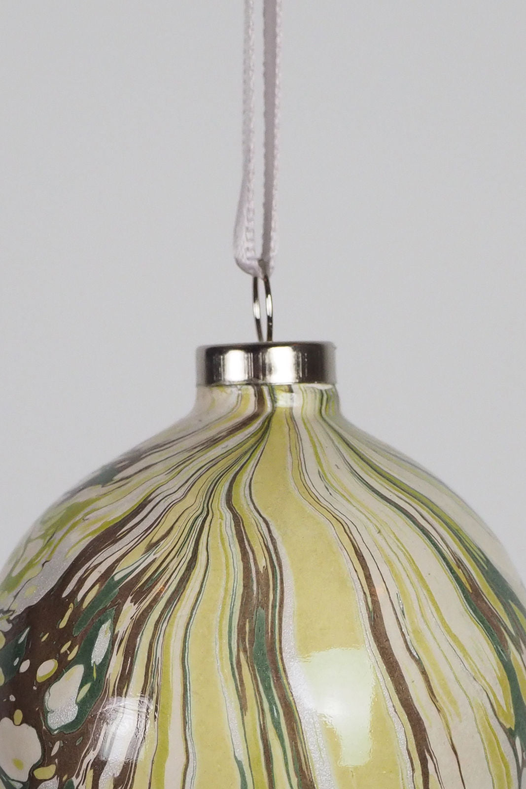 Small Moss Marbled Bauble