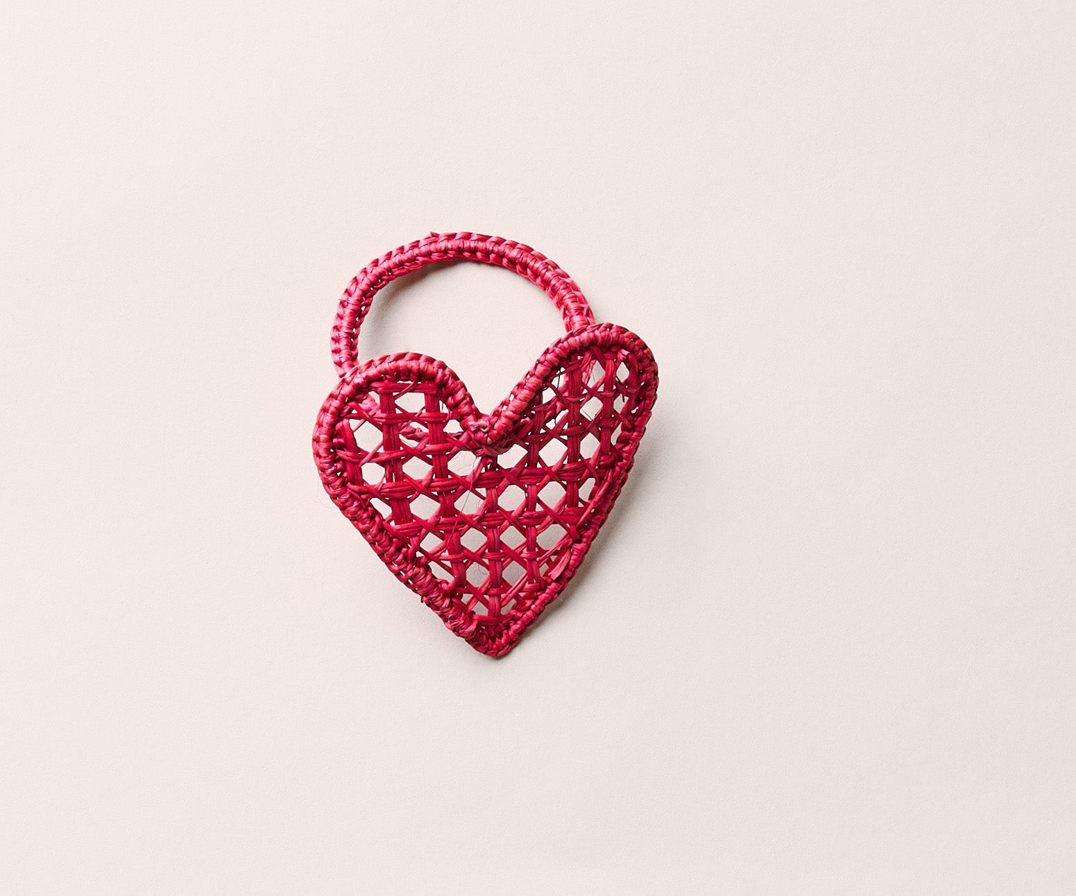 Handwoven Heart Napkin Rings – Set of 4 Palm Napkin Holders