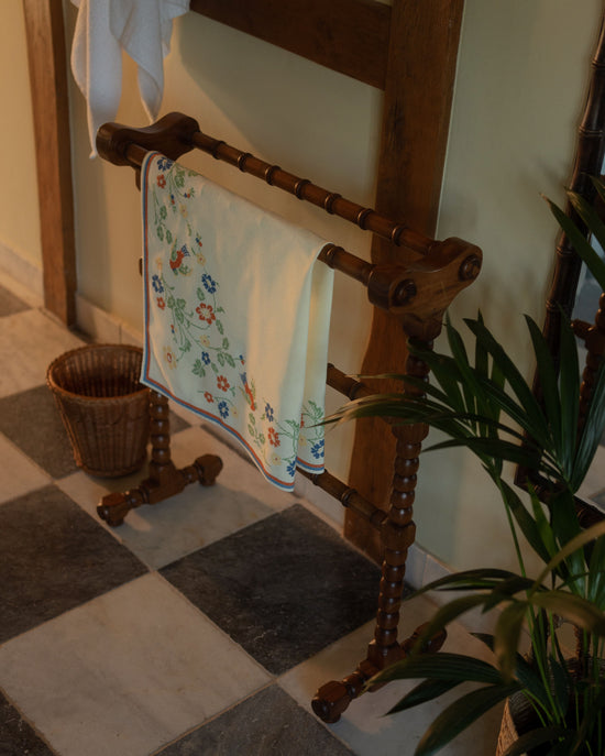 Clothes Horse