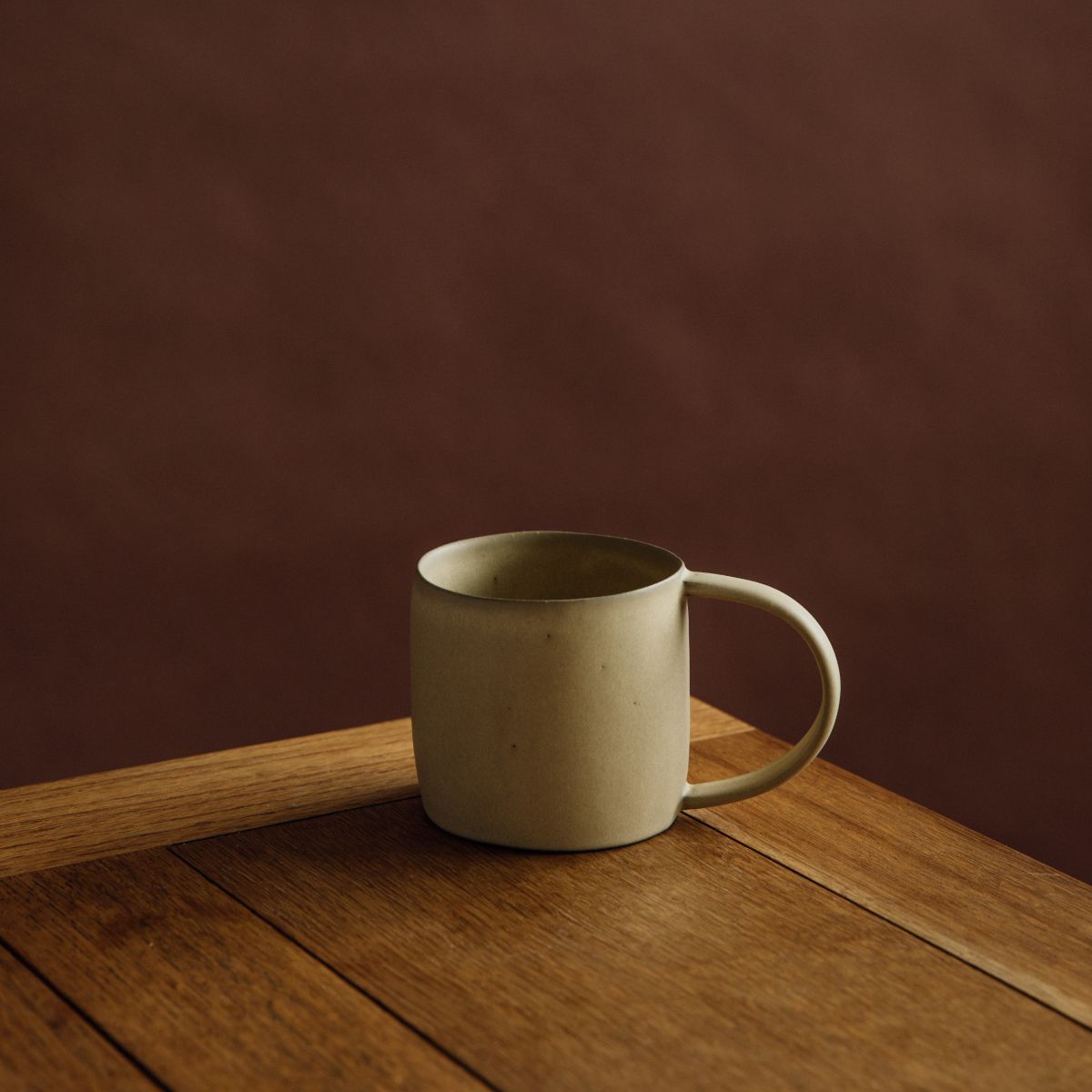 Yukina Omori Mug (Light Beige / Dark Beige)