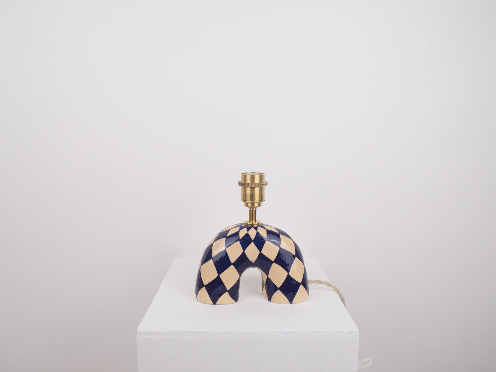 'Me' Table Lamp - Blue Diamond