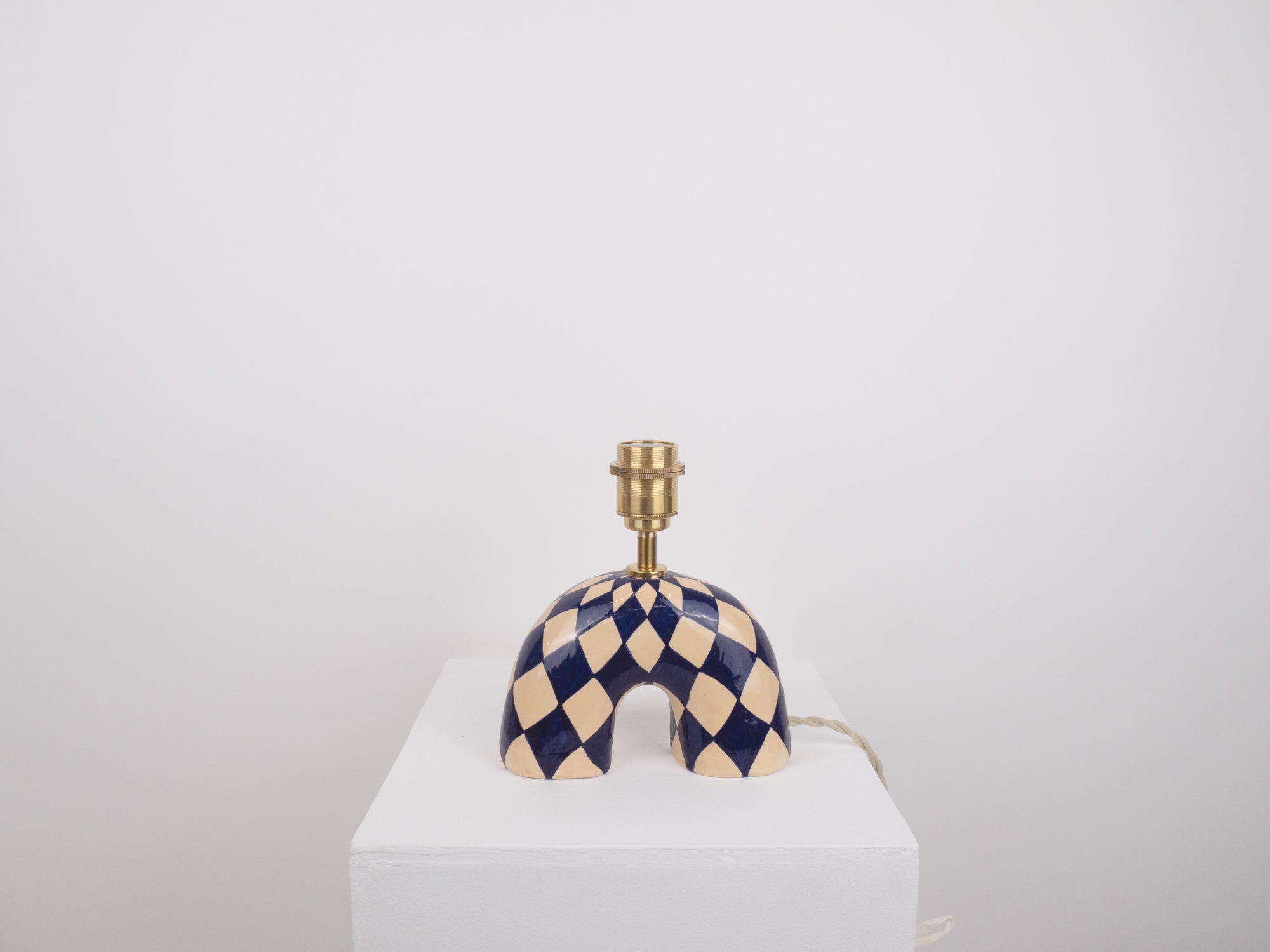 'Me' Table Lamp - Blue Diamond