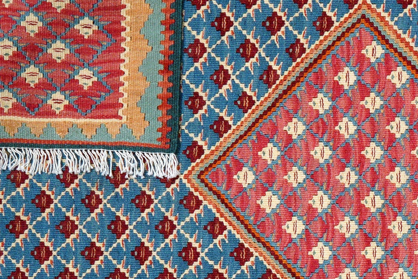 Senneh Kelim Rug