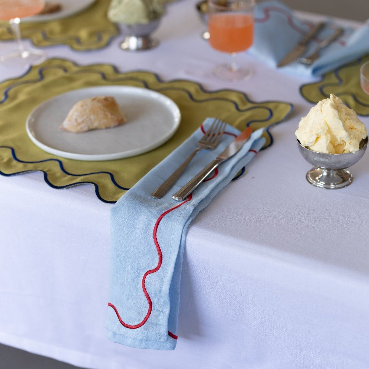 Wavy Linen Napkins Blue/Red - set of 2