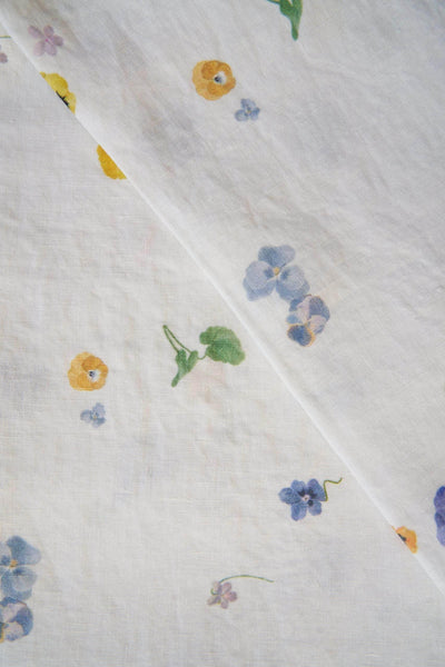 Viola Linen Runner
