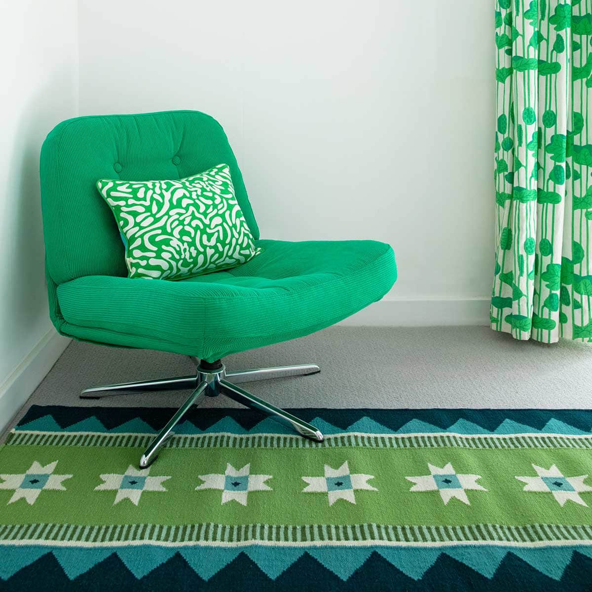 Victoria Flatweave Runner Rug - Green-