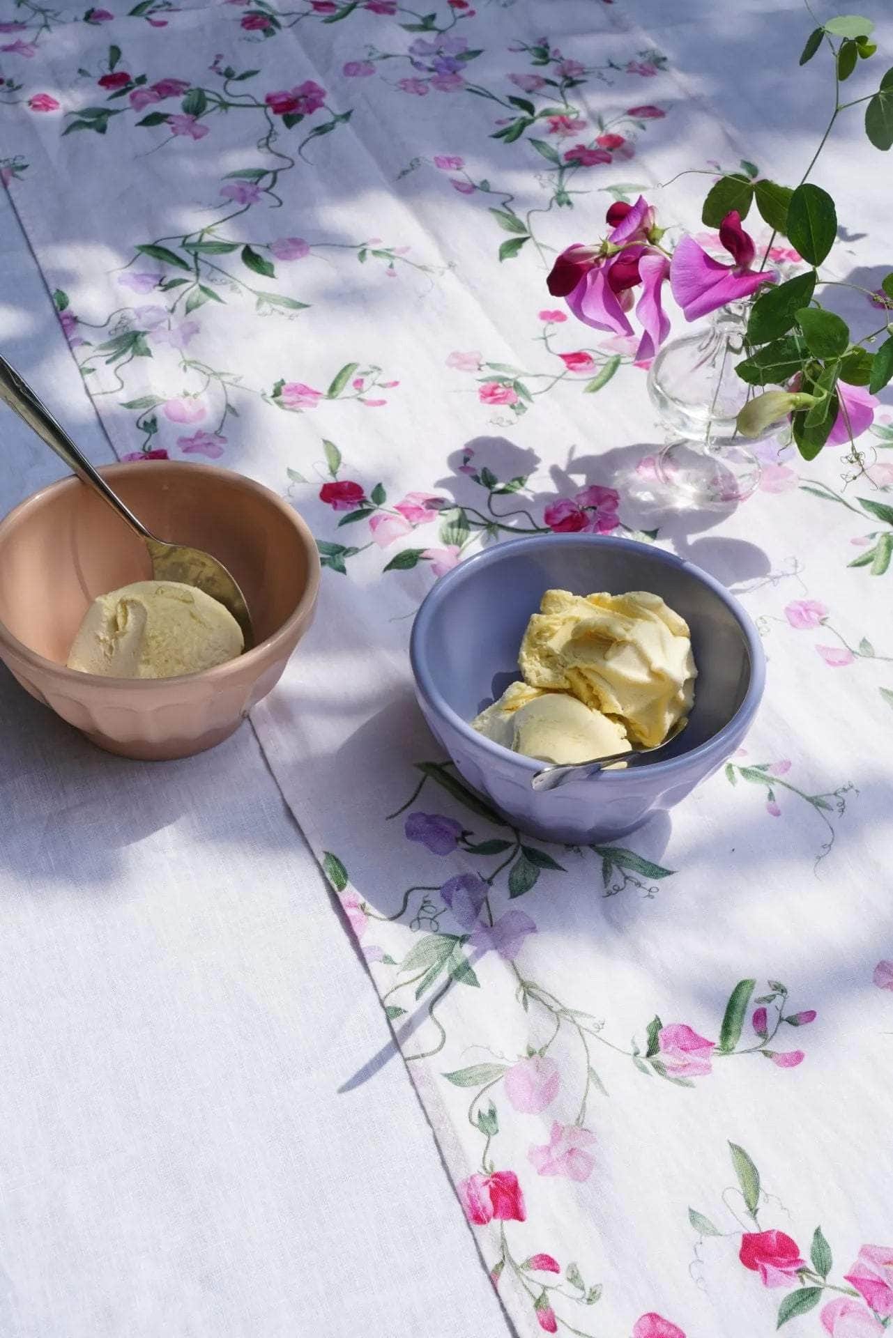 Sweet Pea Linen Runner