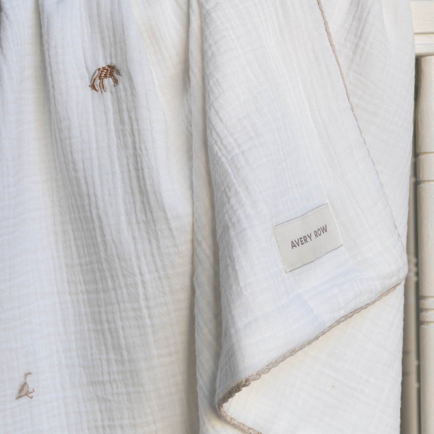 Embroidered Muslin Blanket - Little Farm