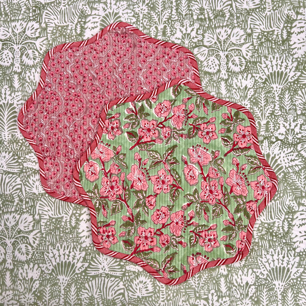 ‘The Breakfast’ Placemat - Scallop - Block Print