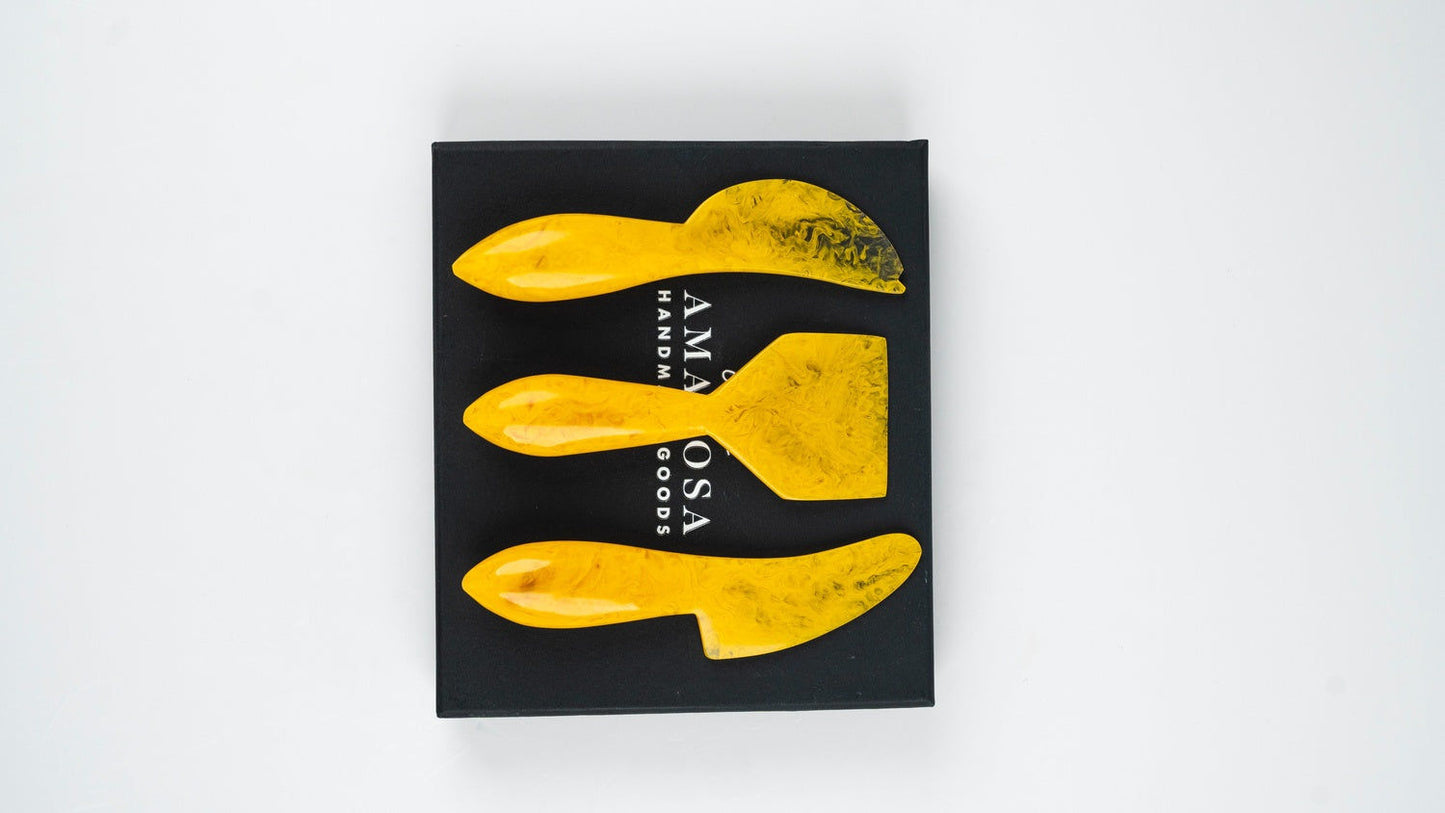 Resin Cheese Knife, Yellow (Set of 3) - 6 Inches