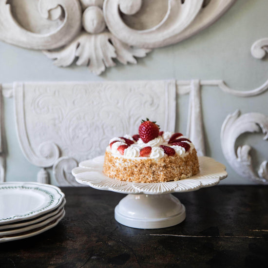 Laguna Cake Stand, Linen