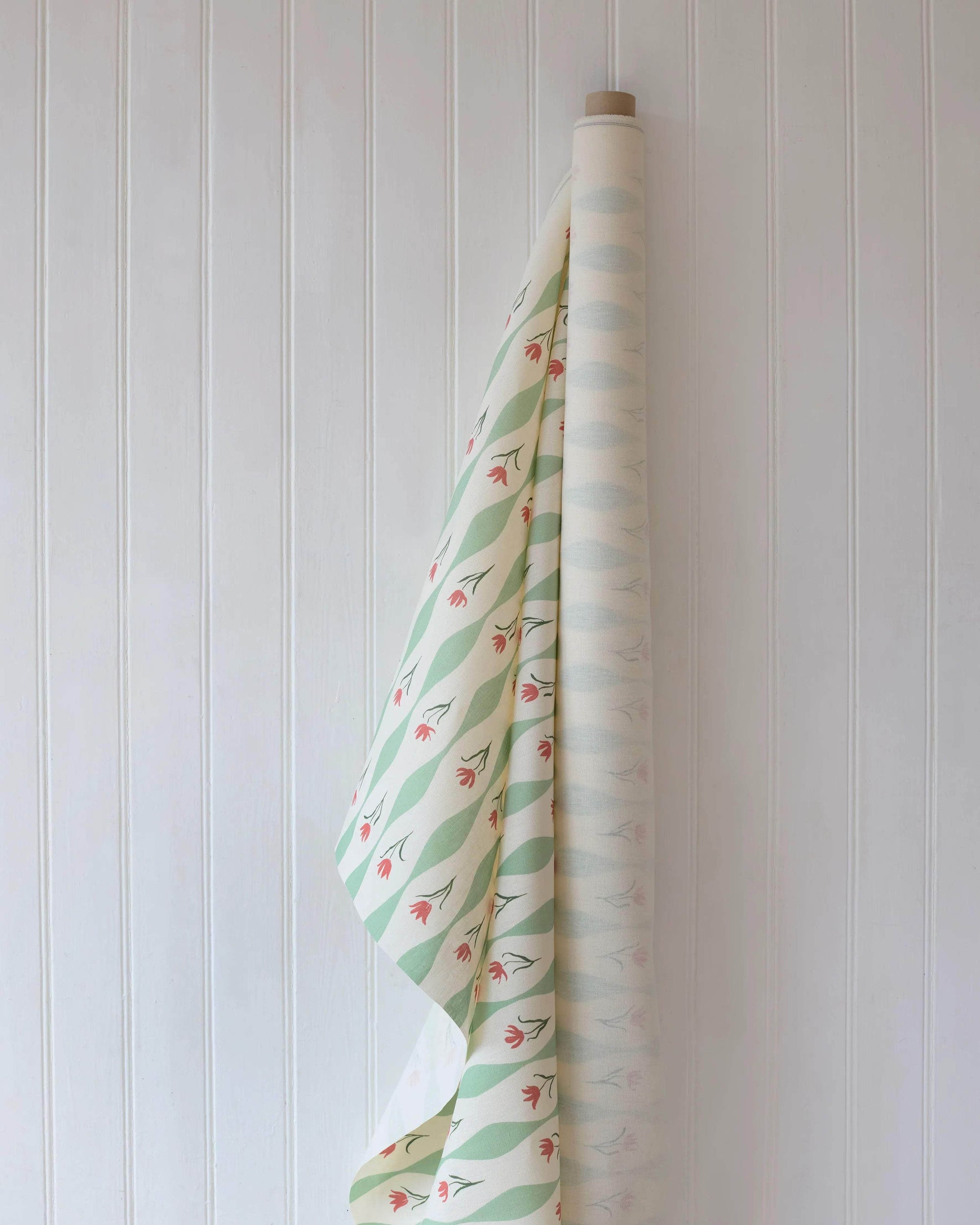 Tulip Wave Linen, Pistachio