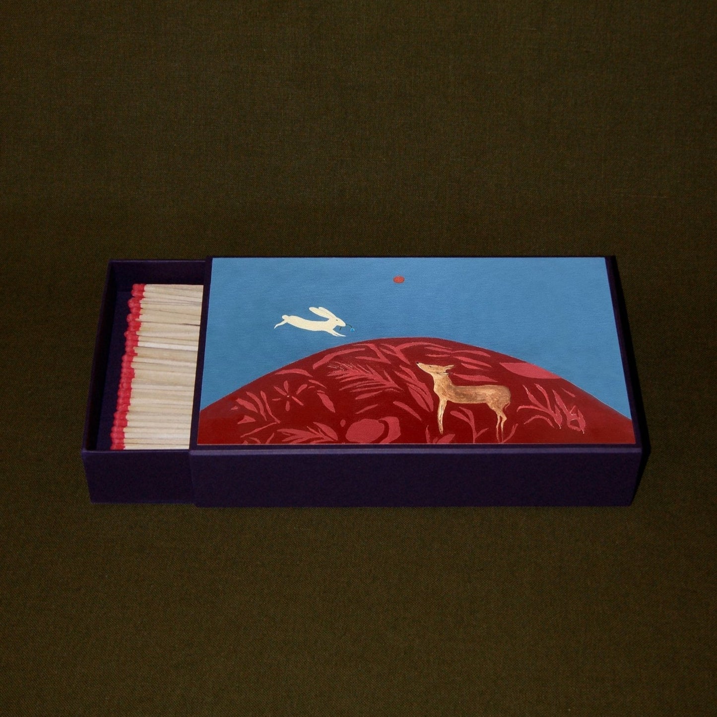 Oversize Marchbox "Echoes of a Shared Dream"