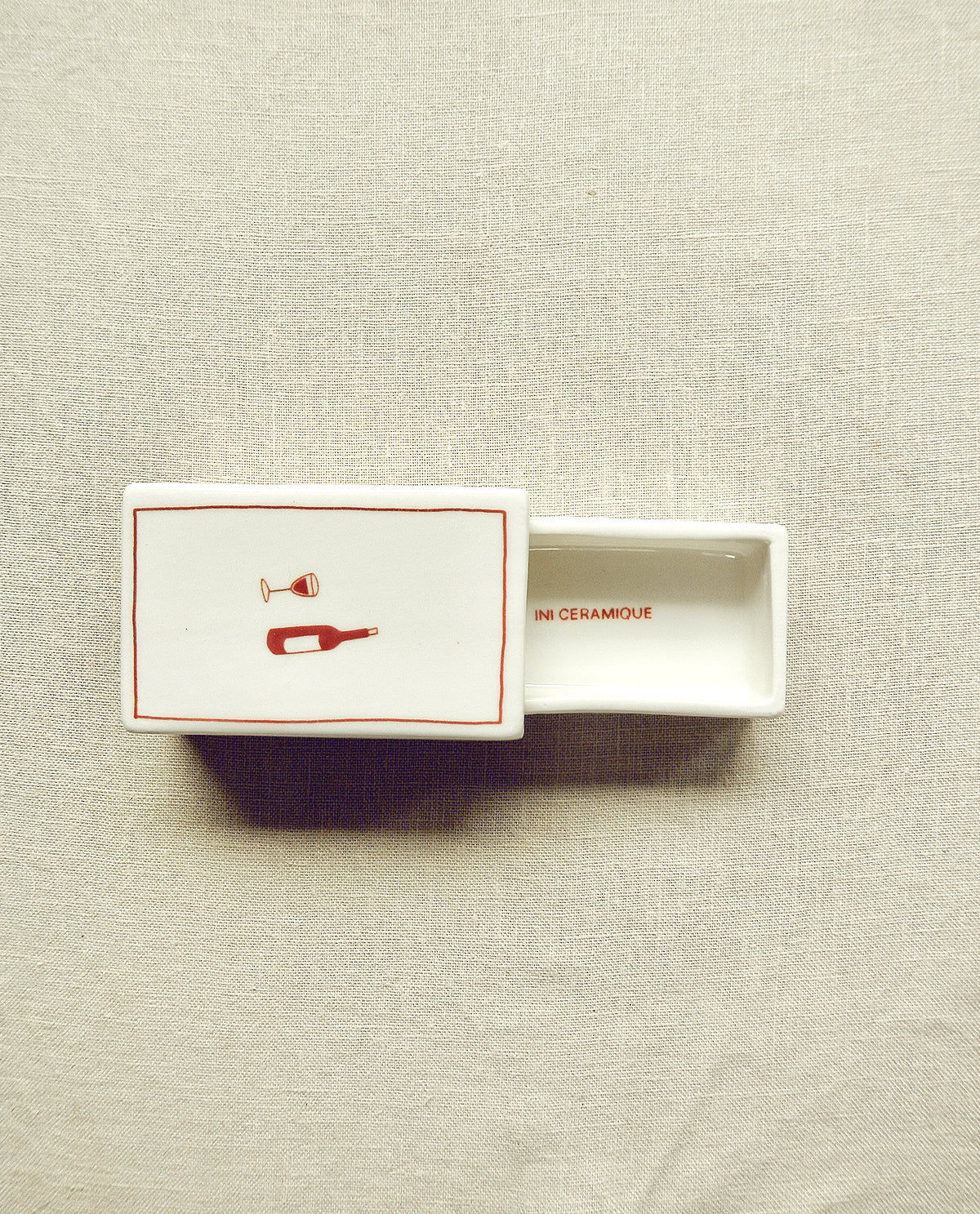 ‘Wine’ Ceramic Matchbox