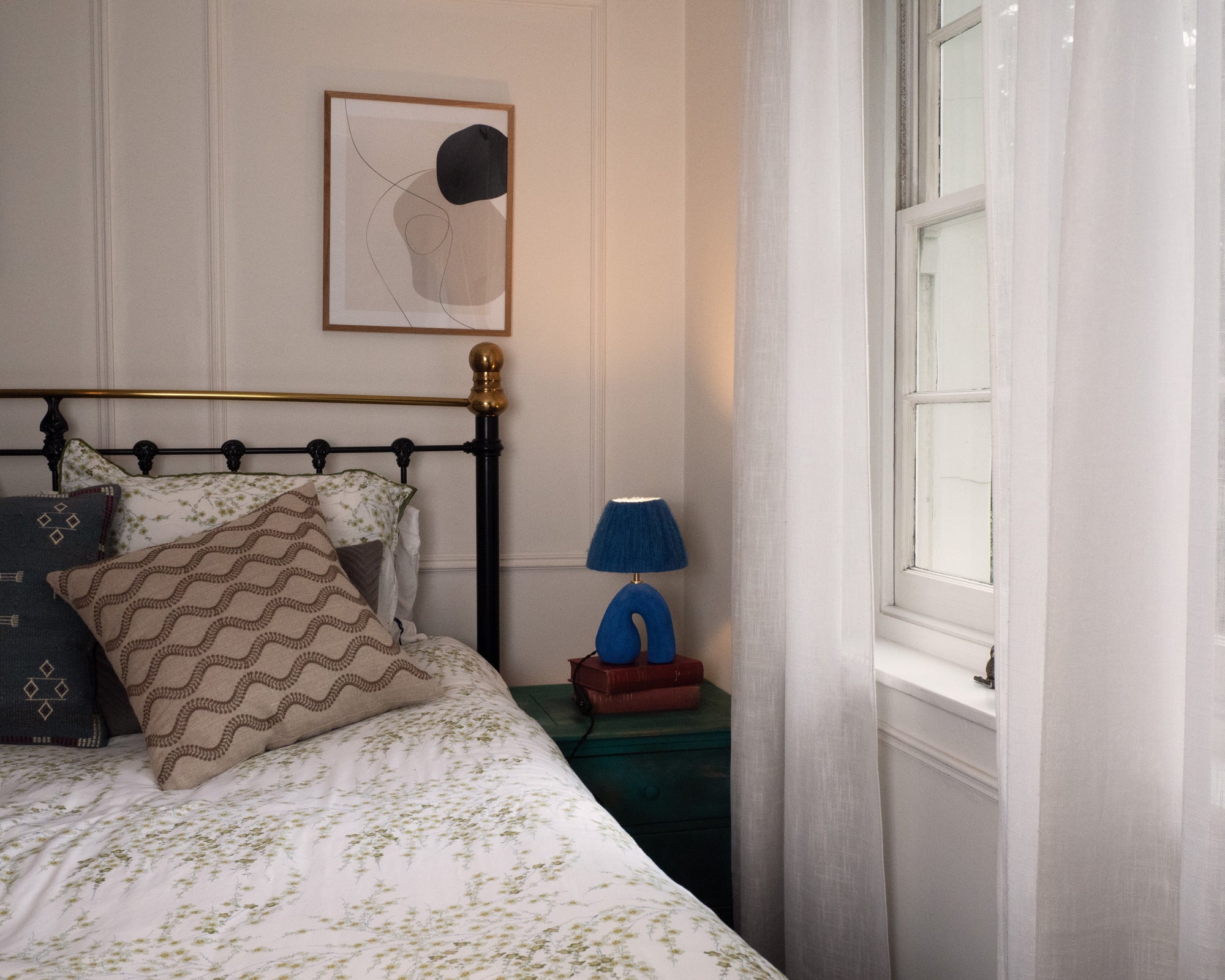 'Opposée' Table Lamp - Blue