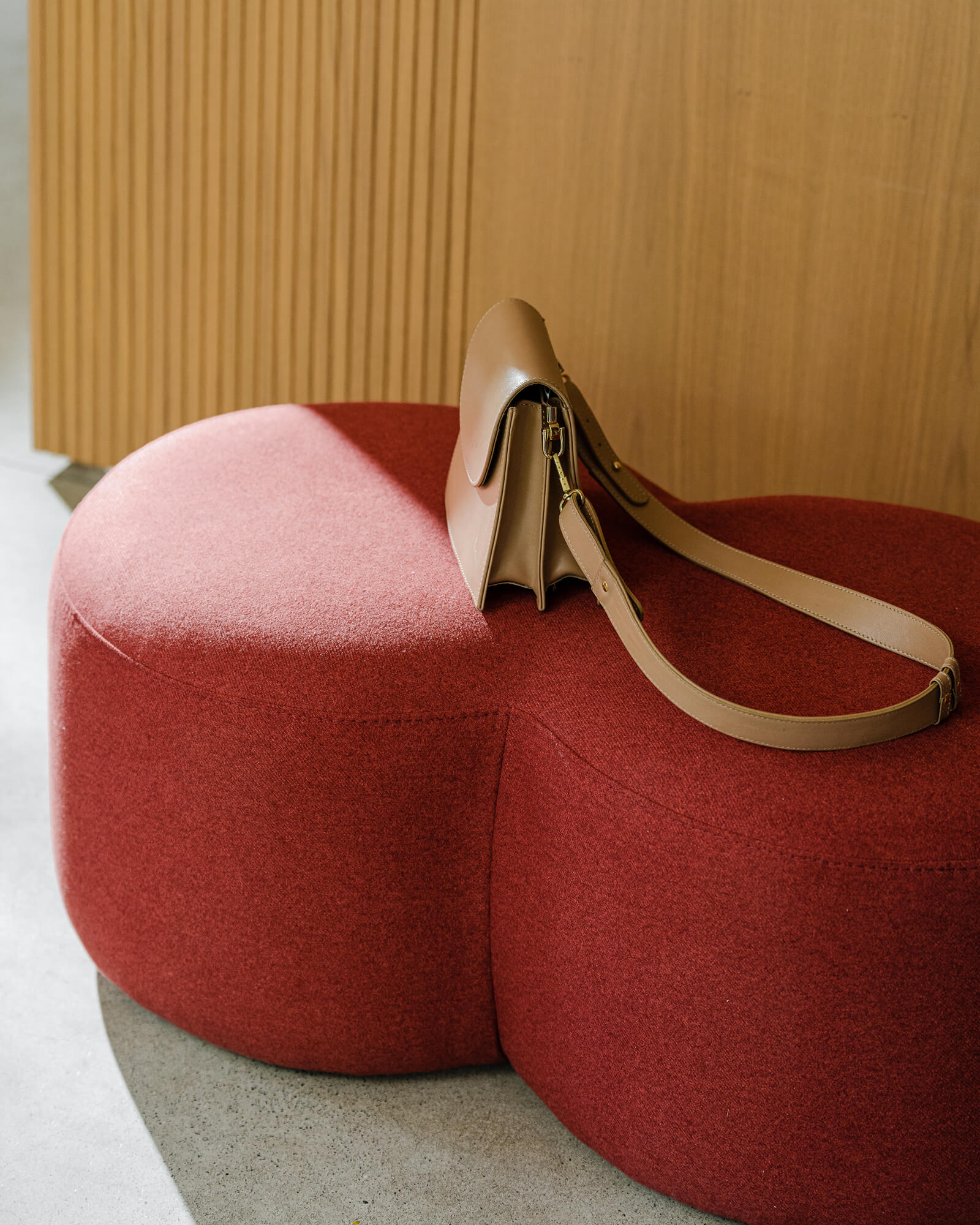 Umbo Pouf-