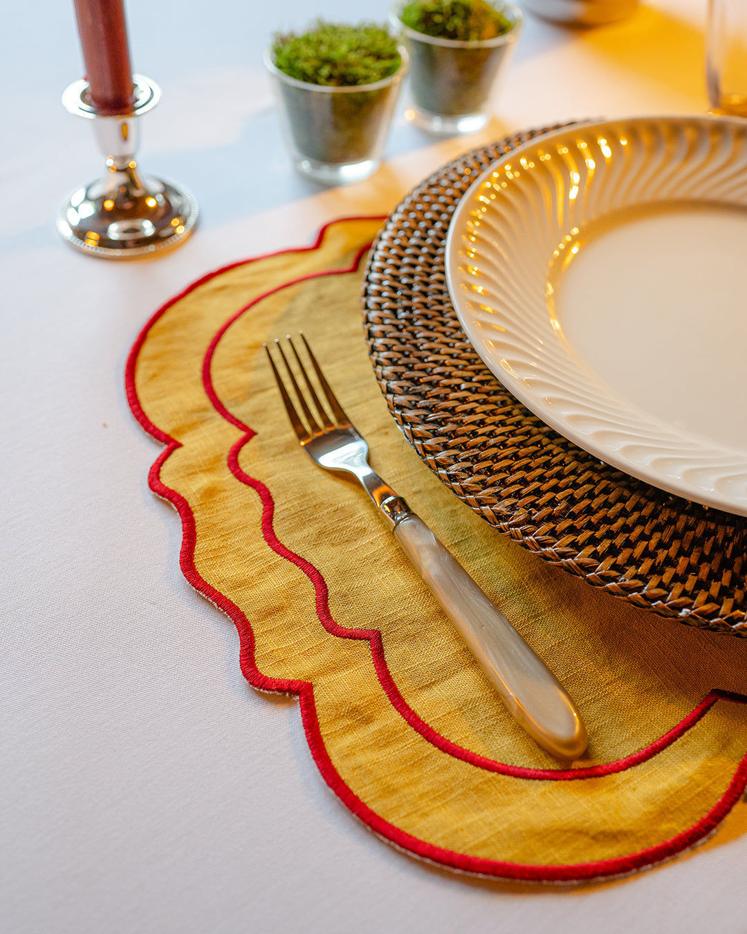 Clou Placemat, Mustard with Bordeaux