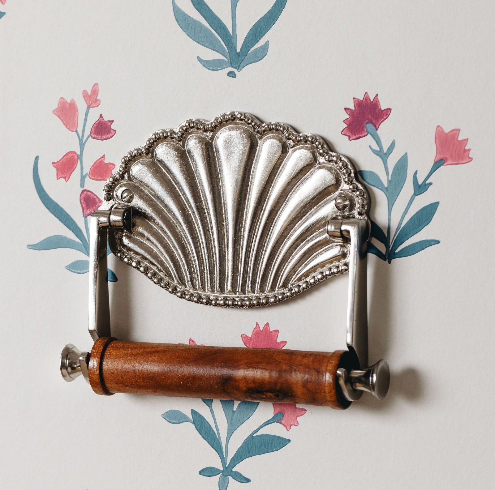 Shell Brass Loo Roll Holder (Antique)