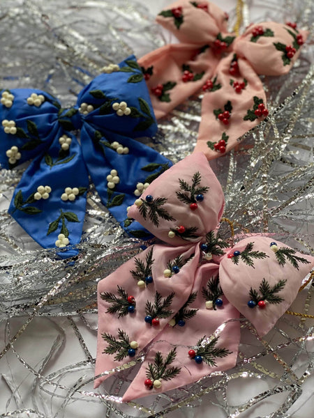 Puffy Christmas Bow “Winter Berries”
