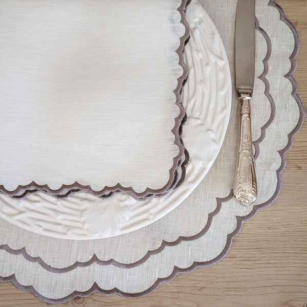 BIARRITZ - Off White and Grey Linen Round Placemat and Napkin Set